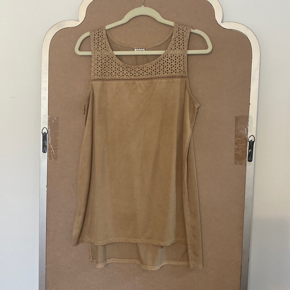 Eyeshadow Sleeveless Tunic - M